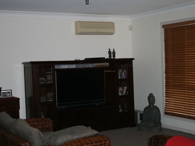 9 Gunee Place, Parkinson QLD 4115