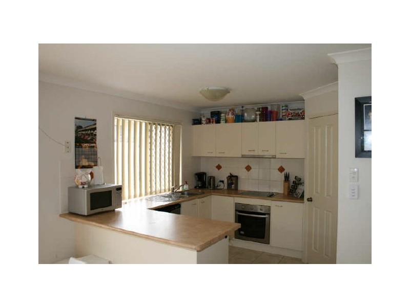 9 Wavecrest Place, Calamvale QLD 4116