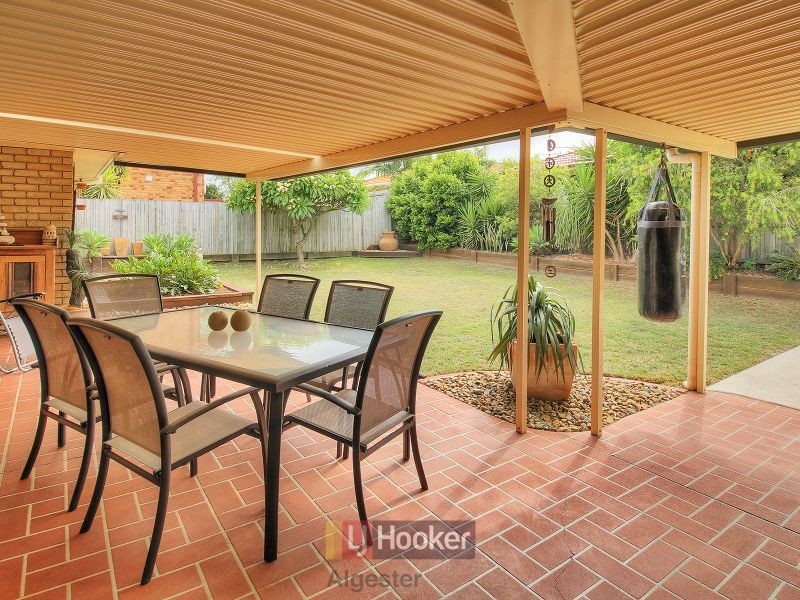 38 Warranilla Street, Parkinson QLD 4115