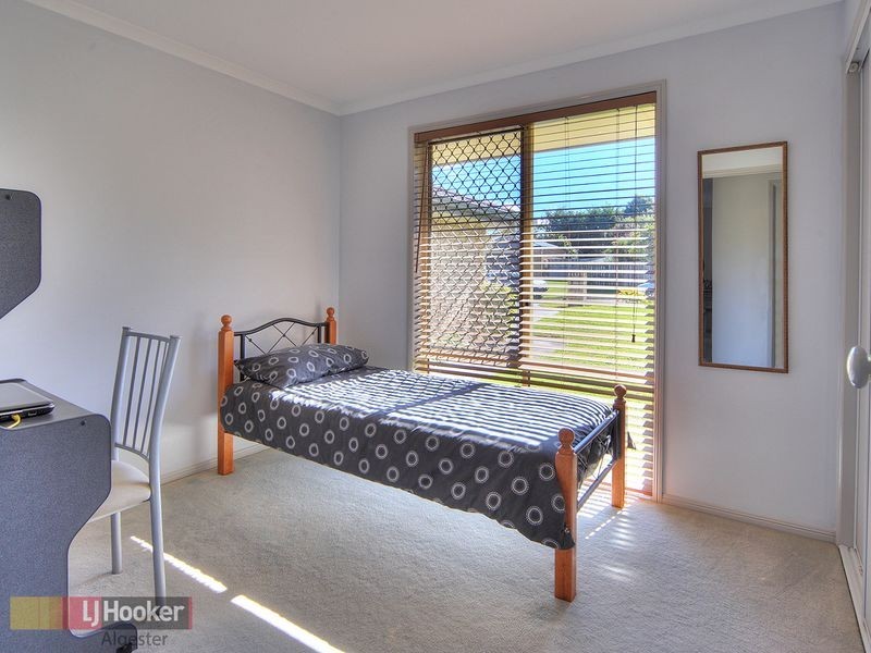 21 Warranilla Street, Parkinson QLD 4115