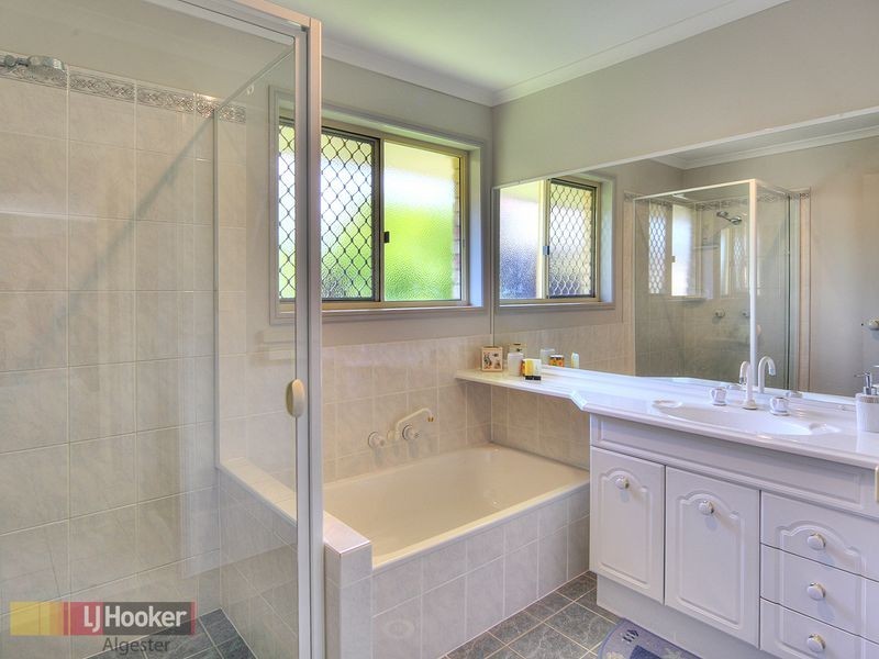 21 Warranilla Street, Parkinson QLD 4115