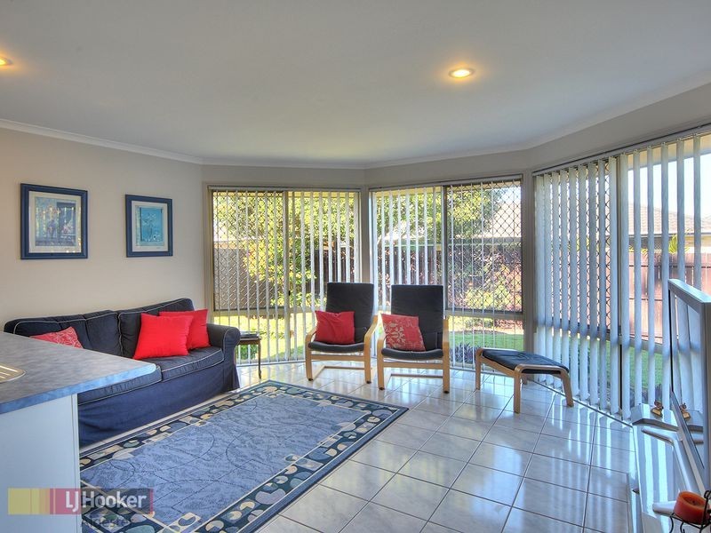 21 Warranilla Street, Parkinson QLD 4115