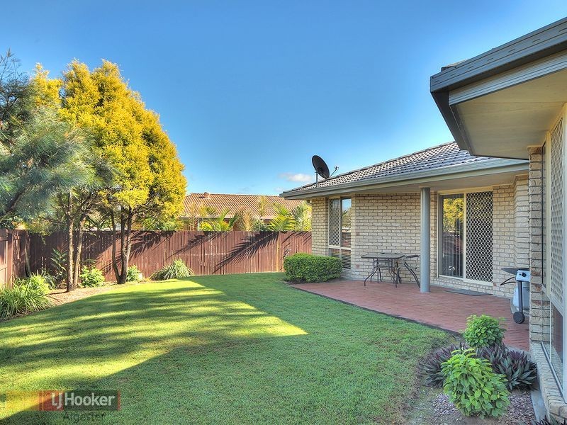 21 Warranilla Street, Parkinson QLD 4115