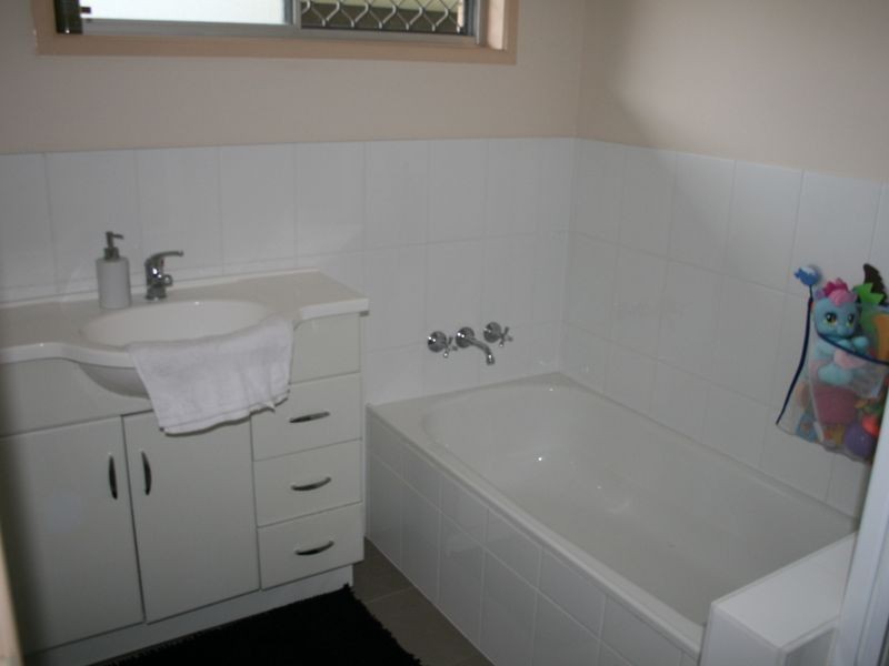 2 Bangalow, Algester QLD 4115