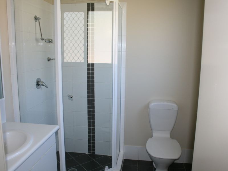 21 Riverside Crescent, Springfield Lakes QLD 4300