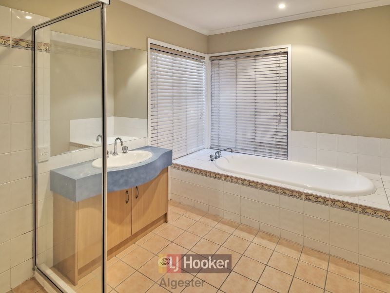 31 Bronte Place, Parkinson QLD 4115