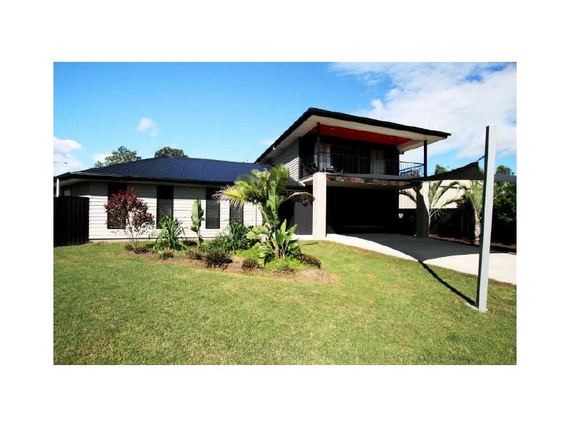 34 Woodlark Crescent, Parkinson QLD 4115