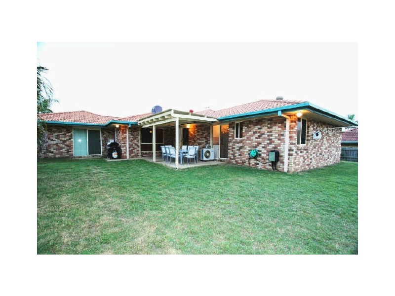 6 Clifton Place, Parkinson QLD 4115