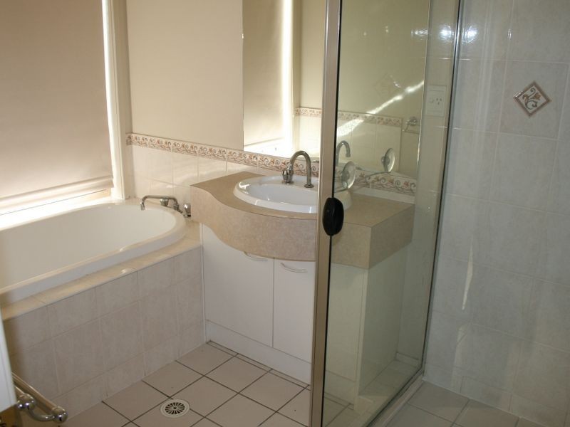 9 Lochano Place, Parkinson QLD 4115