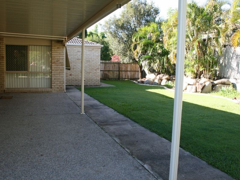 9 Lochano Place, Parkinson QLD 4115