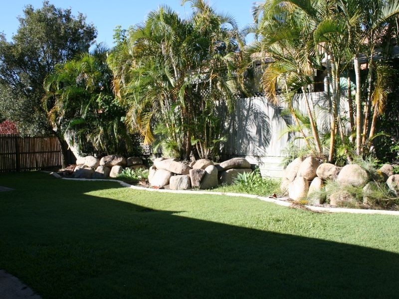 9 Lochano Place, Parkinson QLD 4115