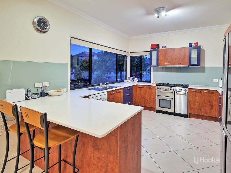 7 Justin Close, Parkinson QLD 4115