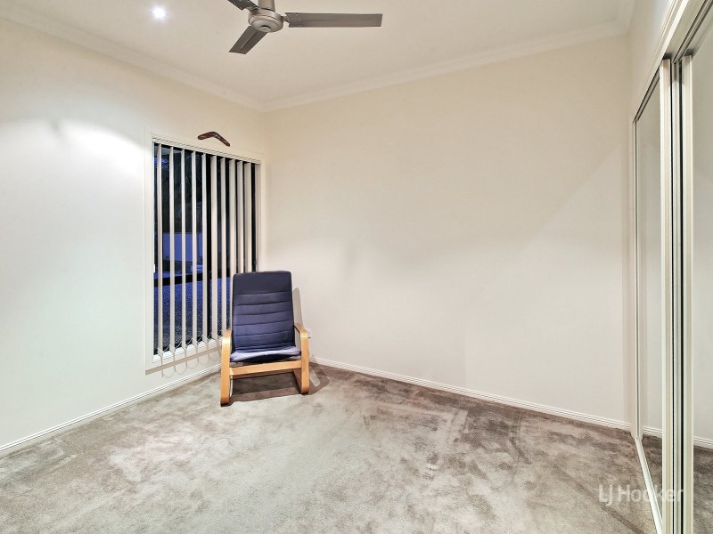 7 Justin Close, Parkinson QLD 4115