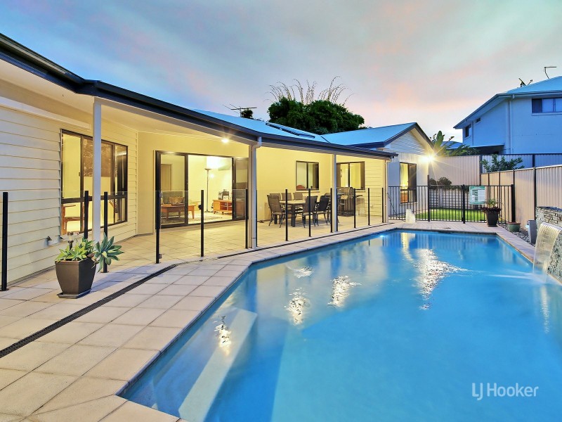 7 Justin Close, Parkinson QLD 4115