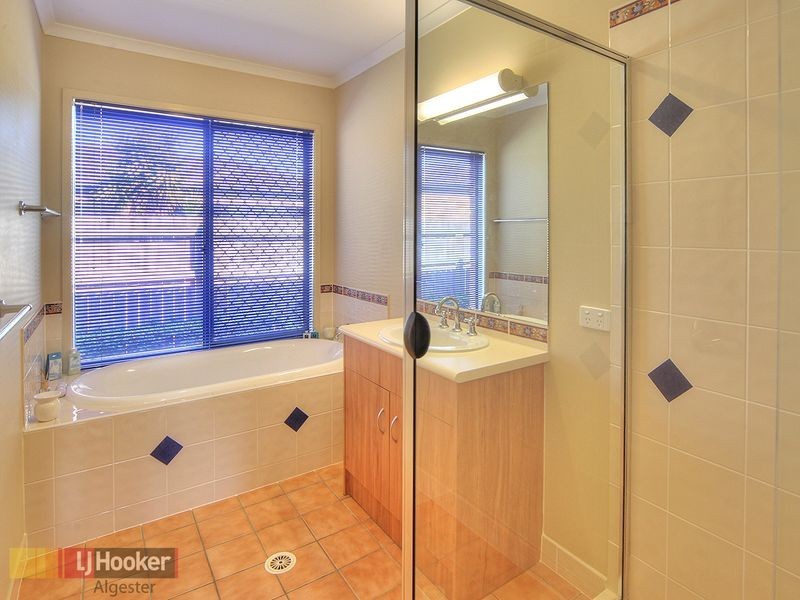 29 Oakview Street, Parkinson QLD 4115