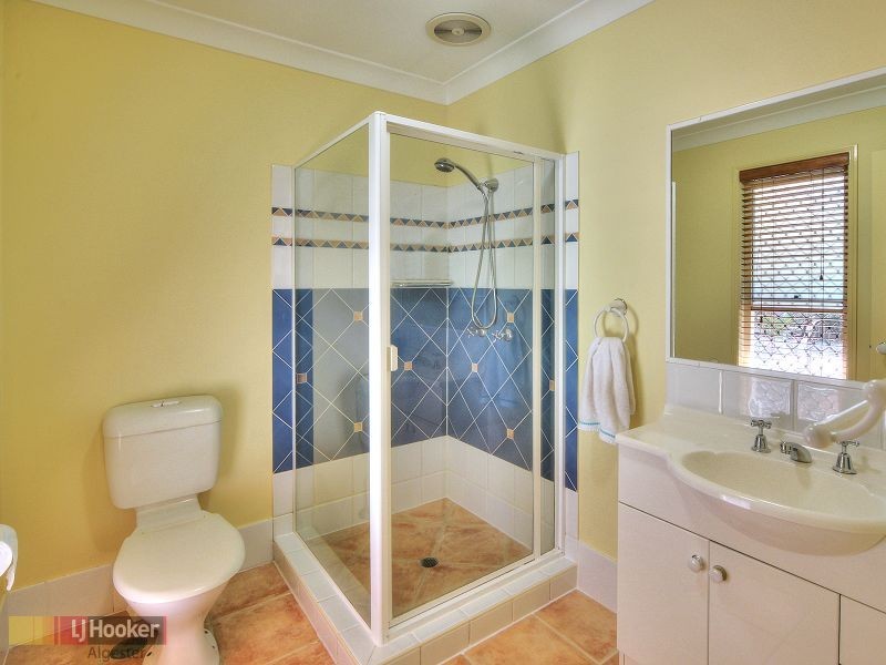 8 Clembury Place, Algester QLD 4115