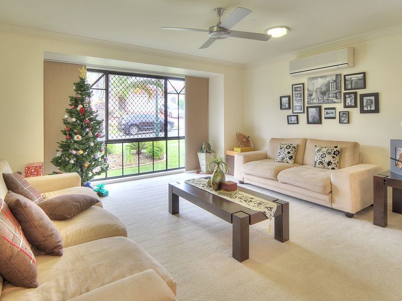 3 Pinedale Crescent, Parkinson QLD 4115