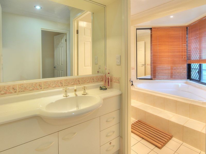 3 Pinedale Crescent, Parkinson QLD 4115