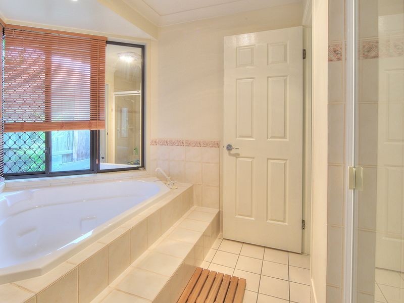 3 Pinedale Crescent, Parkinson QLD 4115