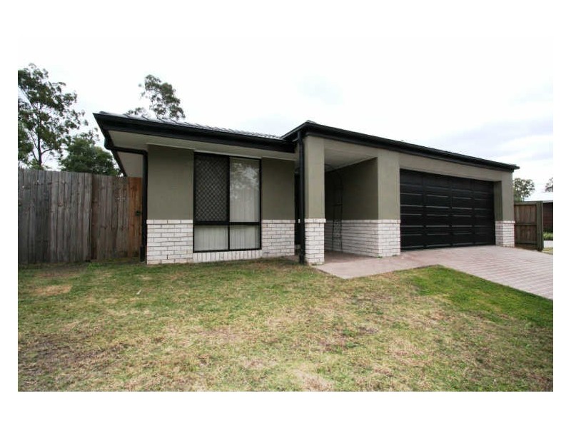 18 Barrine Place, Parkinson QLD 4115