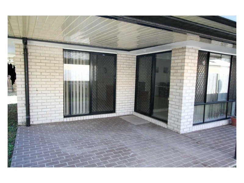 18 Barrine Place, Parkinson QLD 4115