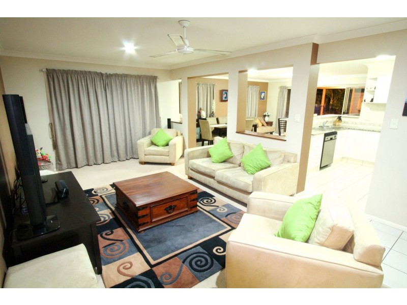 14 Blue Range Drive, Algester QLD 4115