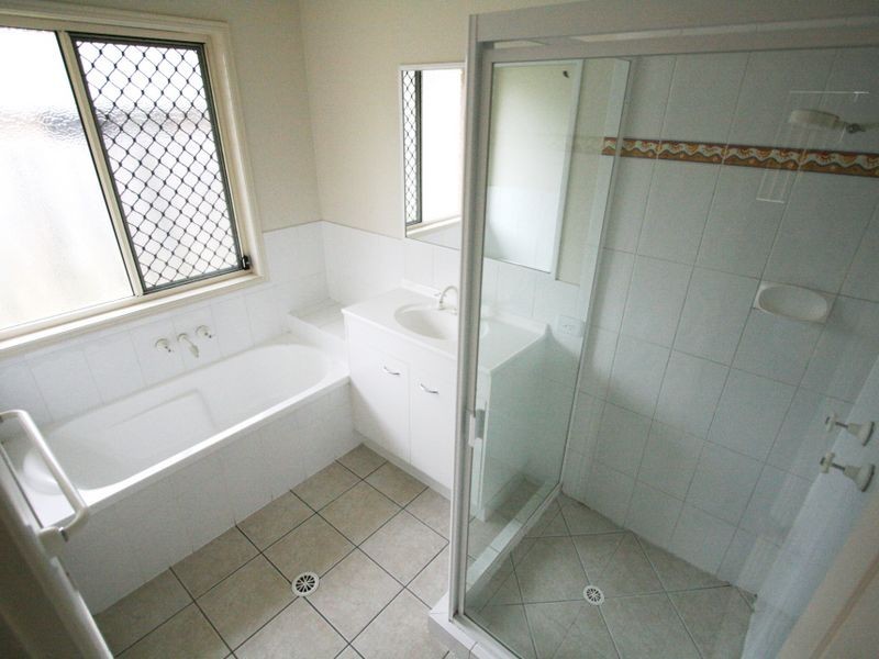 20 Apsley Crescent, Parkinson QLD 4115