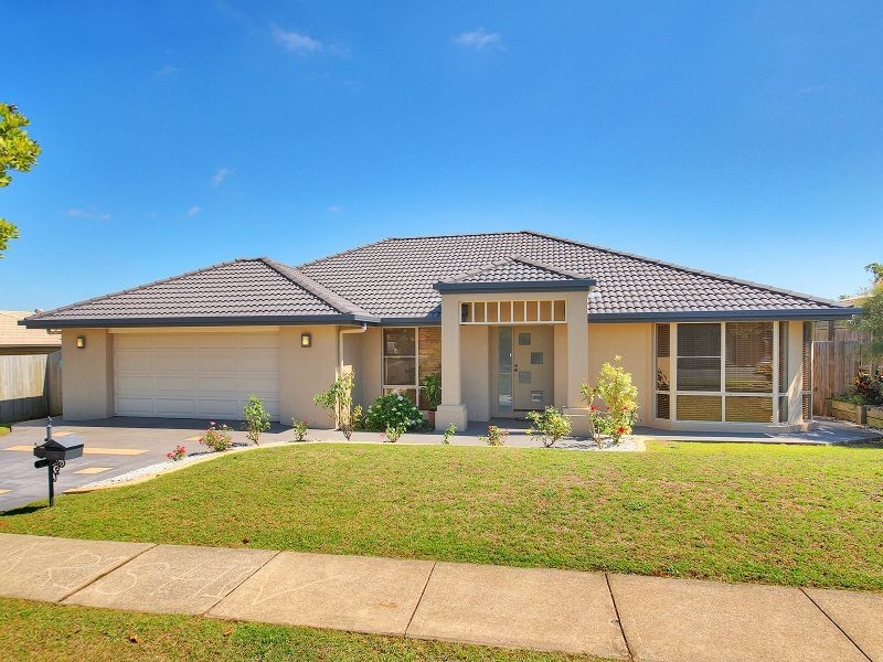 137 Wallum Drive, Parkinson QLD 4115