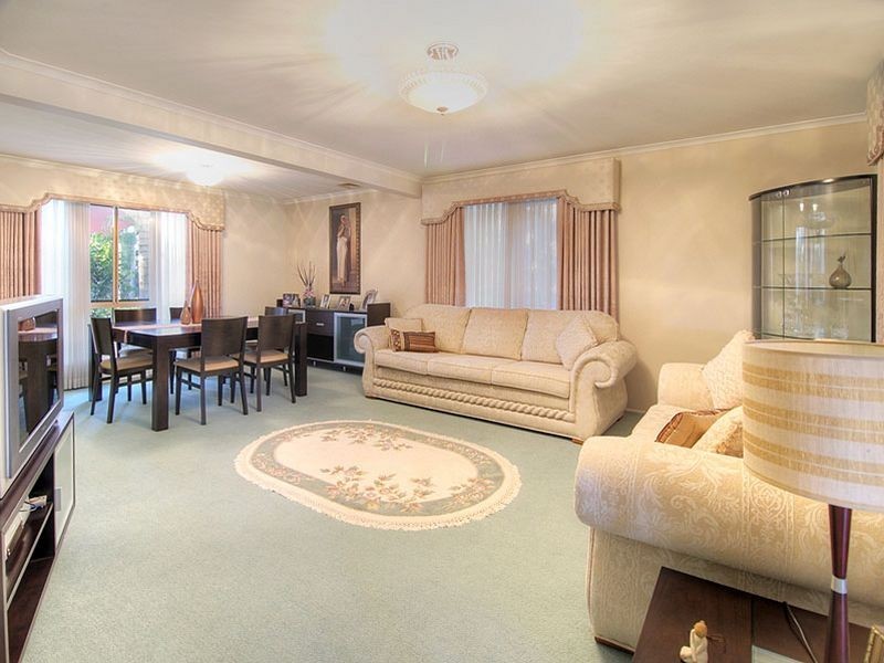 7 Springfield Cres, Parkinson QLD 4115