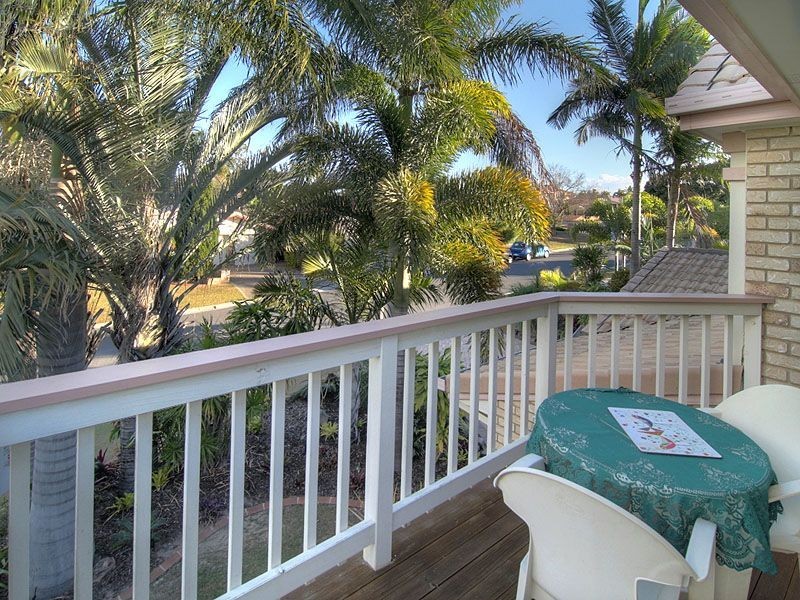 7 Springfield Cres, Parkinson QLD 4115