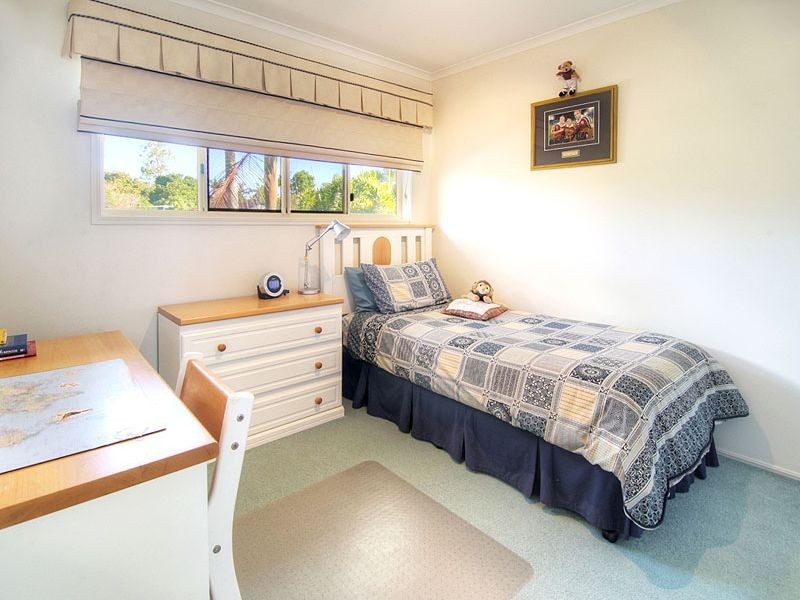 7 Springfield Cres, Parkinson QLD 4115