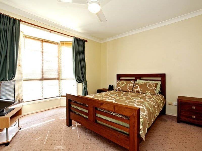 65 Glenfield Street, Parkinson QLD 4115