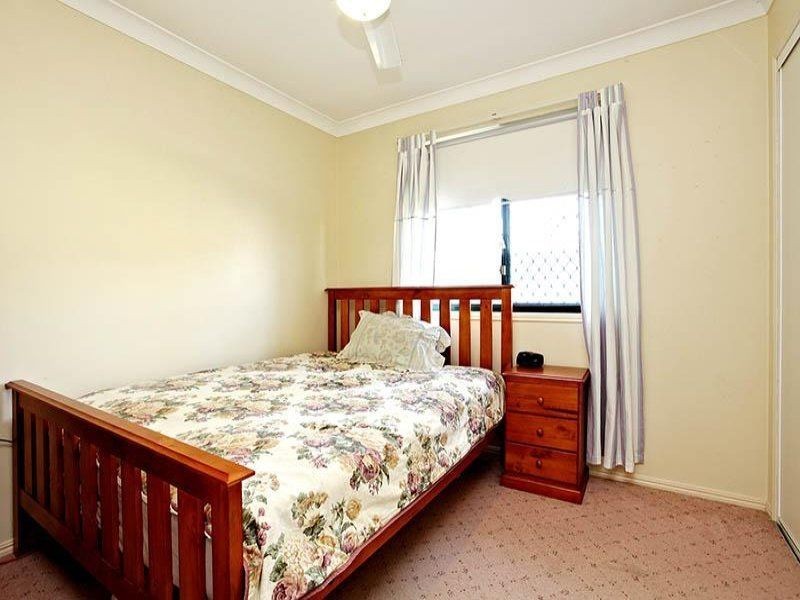 65 Glenfield Street, Parkinson QLD 4115