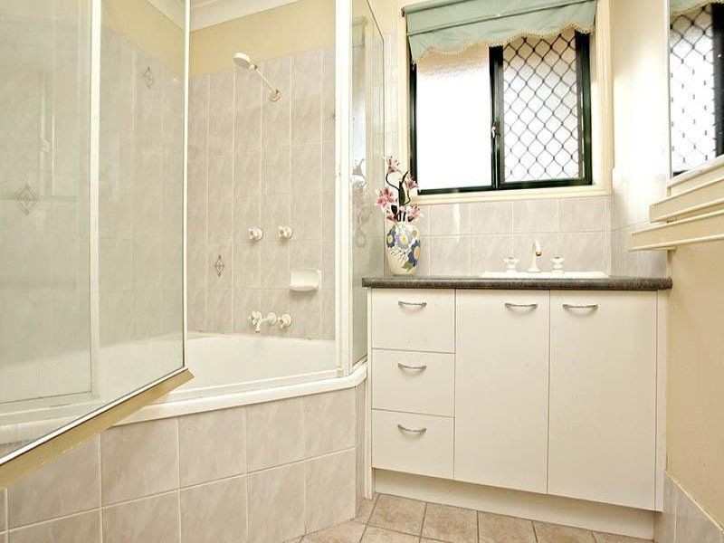 65 Glenfield Street, Parkinson QLD 4115