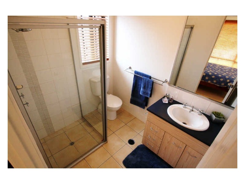 4 Goongarrie Crescent, Parkinson QLD 4115