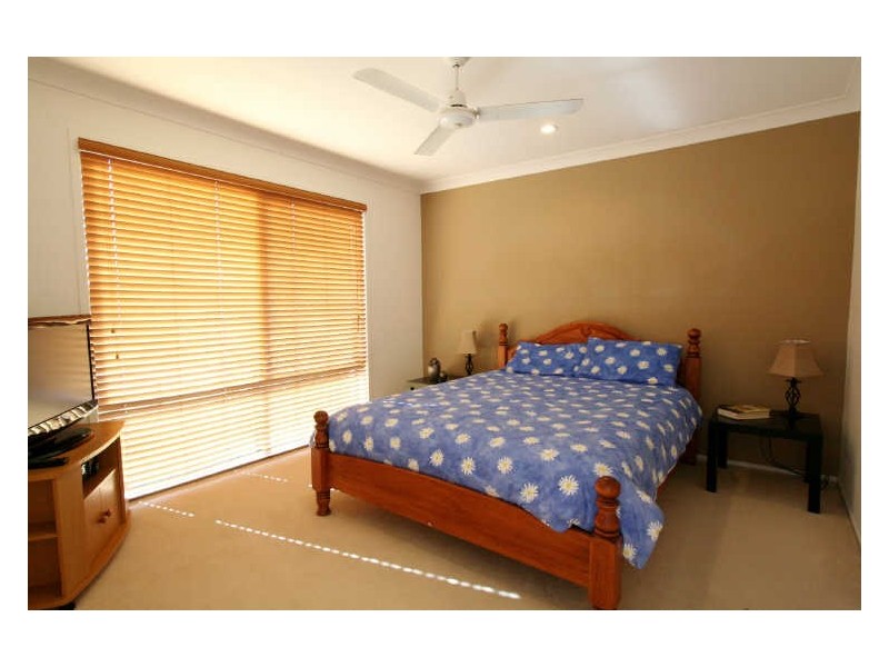 4 Goongarrie Crescent, Parkinson QLD 4115