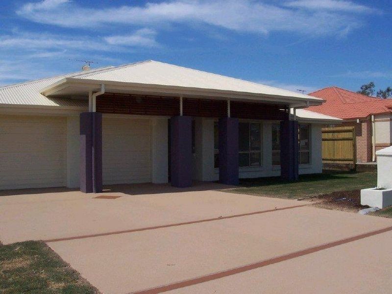 12 Murramarang Cres, Parkinson QLD 4115
