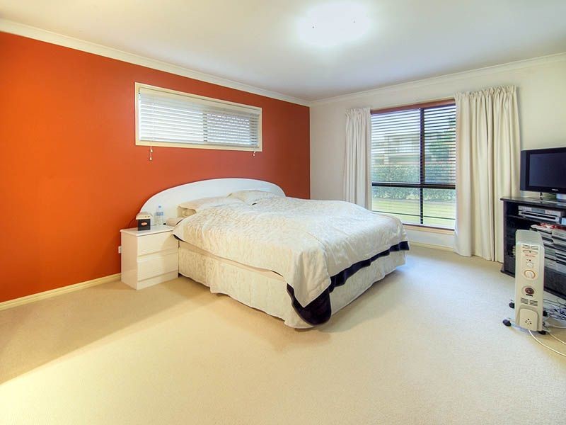 51 Wallum Drive, Parkinson QLD 4115