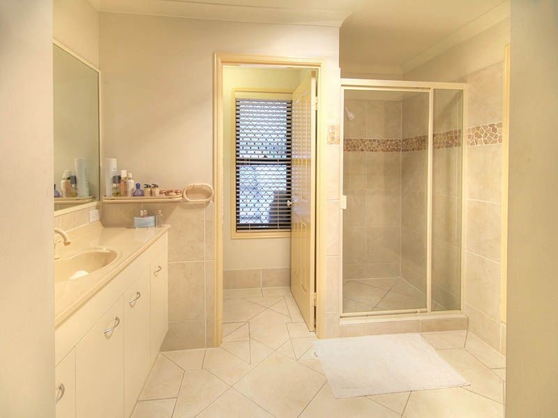 51 Wallum Drive, Parkinson QLD 4115