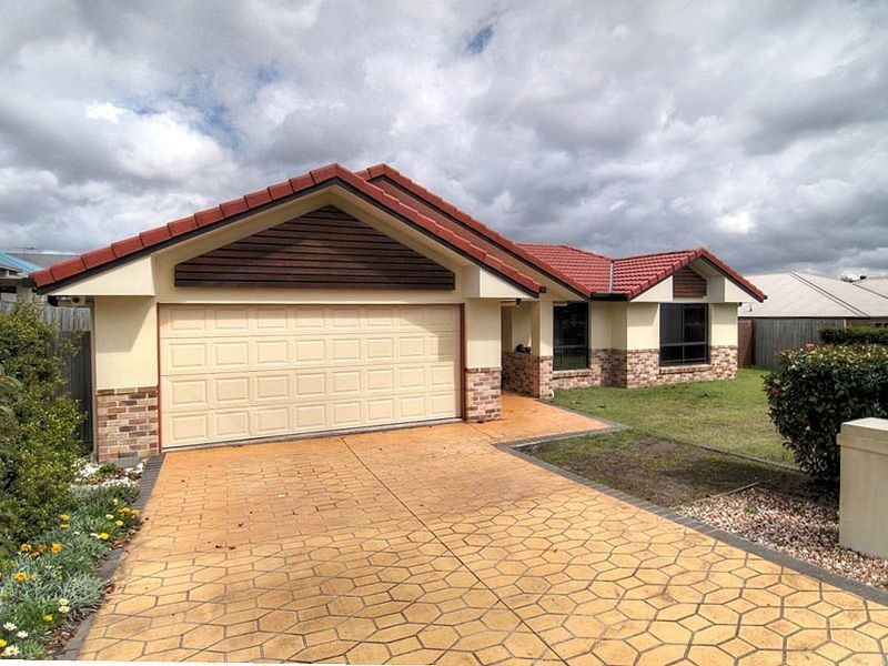 51 Wallum Drive, Parkinson QLD 4115