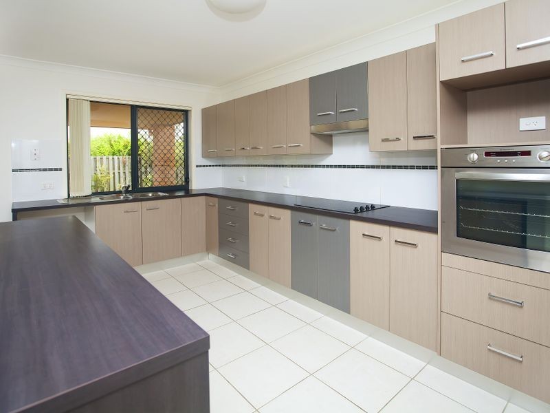 3 Mimosa Street, Parkinson QLD 4115