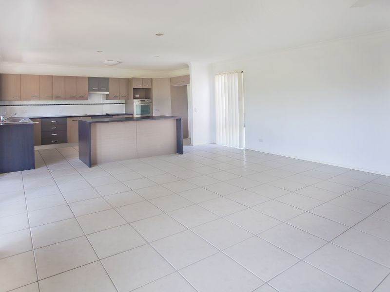 3 Mimosa Street, Parkinson QLD 4115