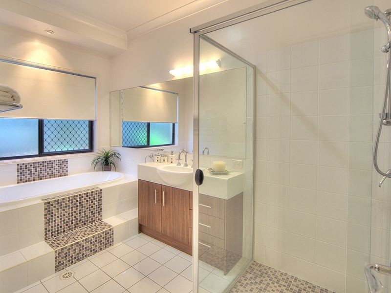 1 Mt Elliot Court, Algester QLD 4115