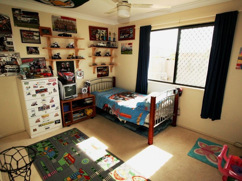 6 Carnegie Close, Parkinson QLD 4115