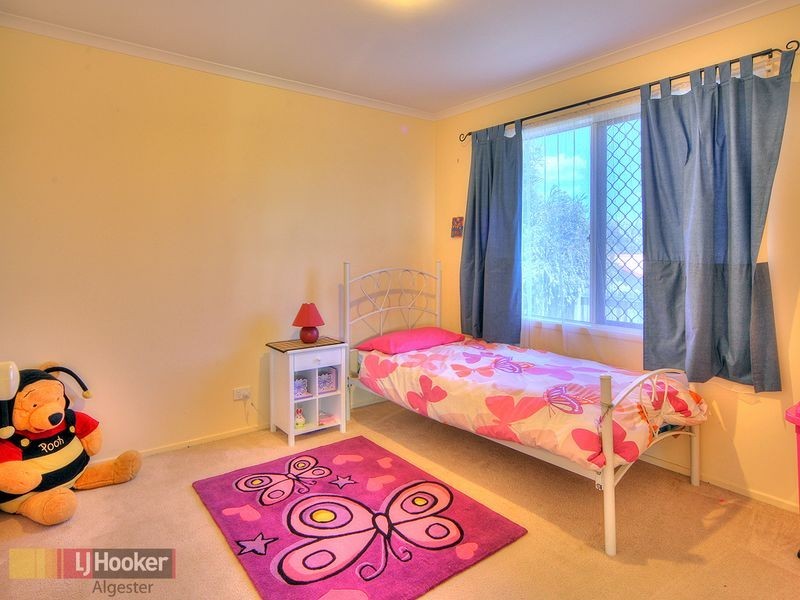 49 Oakview Street, Parkinson QLD 4115