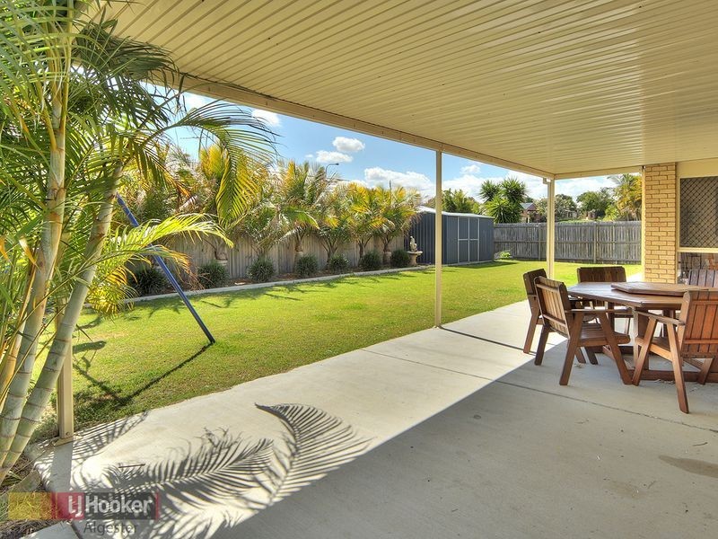 49 Oakview Street, Parkinson QLD 4115