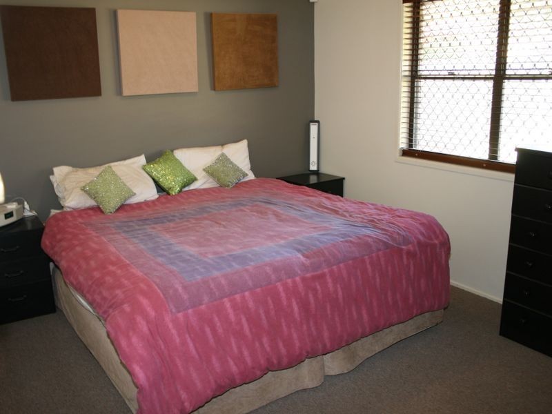 12 Honeybrook Street, Runcorn QLD 4113