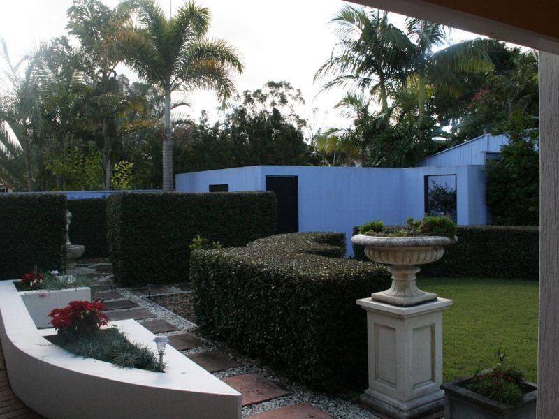 8 Victoria Crescent, Parkinson QLD 4115