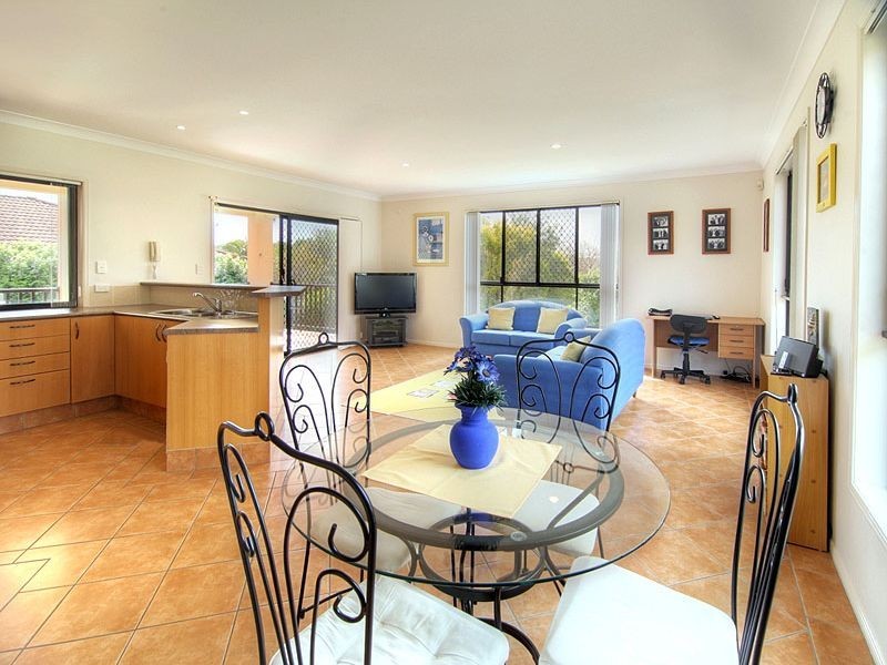 5 Boronia Close, Calamvale QLD 4116