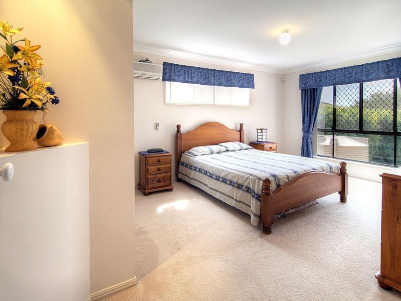 5 Boronia Close, Calamvale QLD 4116